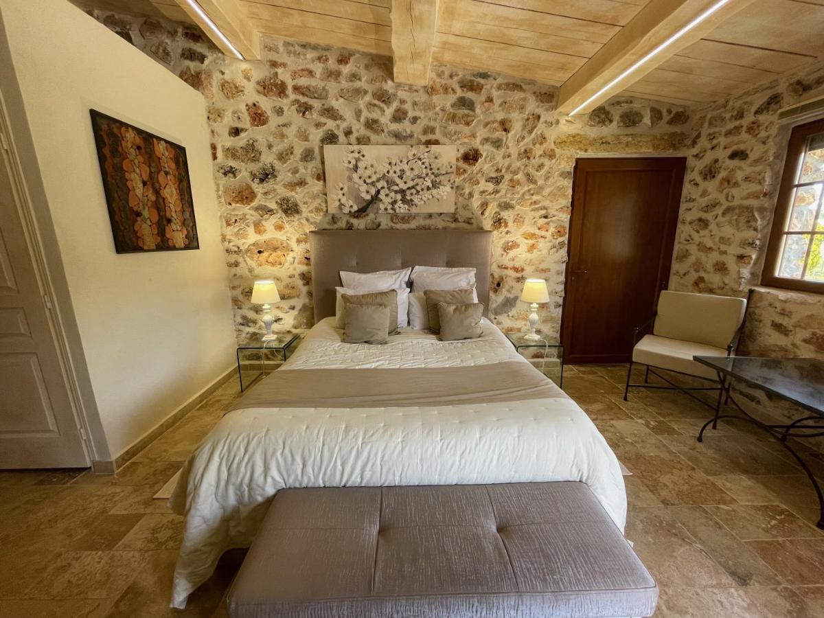 Domaine De Majastre Bed & Breakfast Bauduen Bagian luar foto