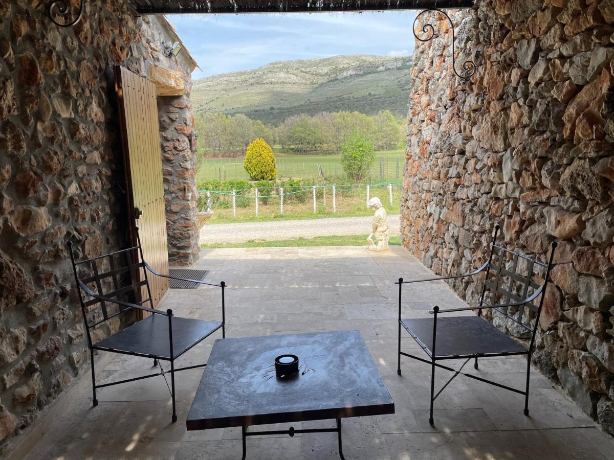 Domaine De Majastre Bed & Breakfast Bauduen Bagian luar foto