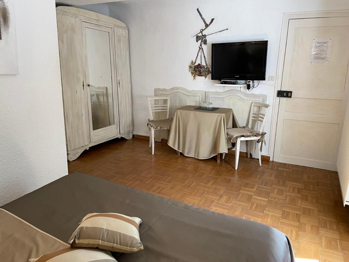 Domaine De Majastre Bed & Breakfast Bauduen Bagian luar foto