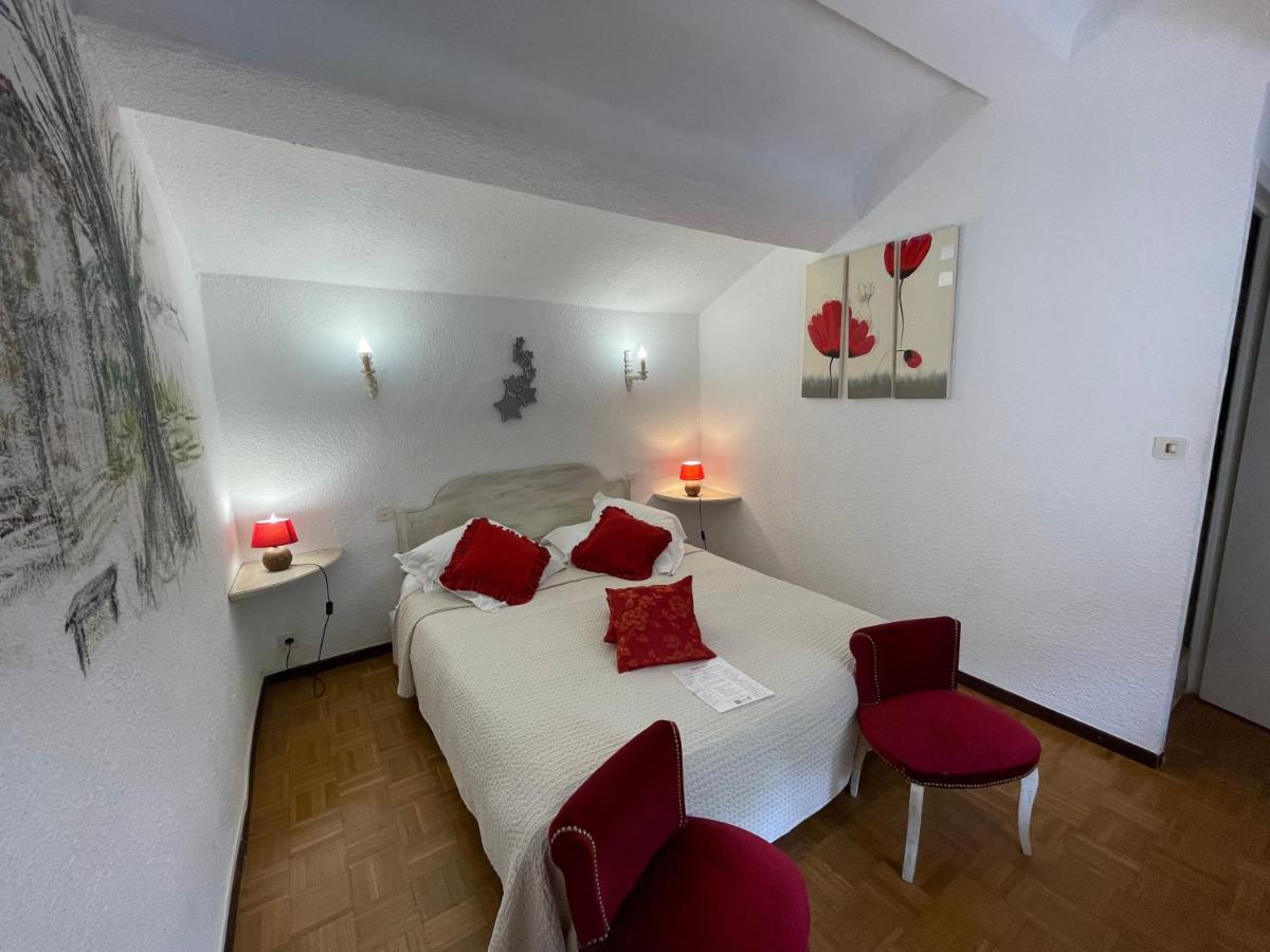 Domaine De Majastre Bed & Breakfast Bauduen Bagian luar foto