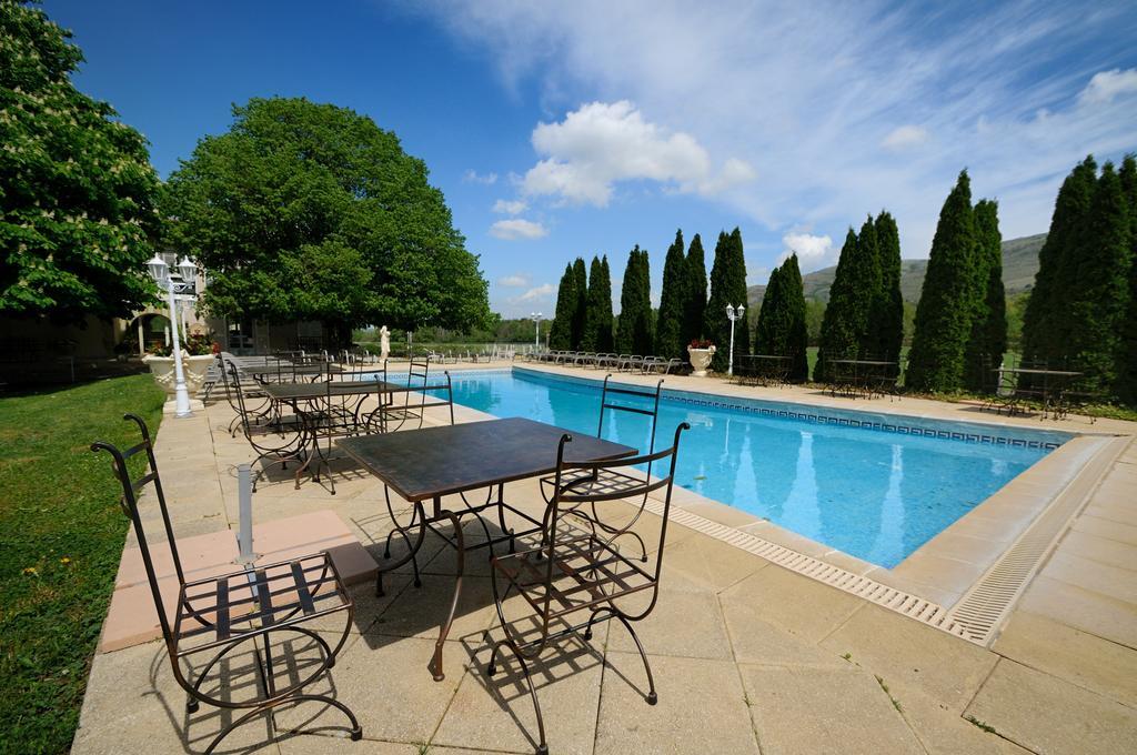 Domaine De Majastre Bed & Breakfast Bauduen Bagian luar foto